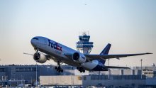 Opet problemi s Boeingom: Avion sletio u Istanbul bez prednjeg stajnog trapa