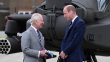 Susret princa Williama i kralja Charlesa direktna je pljuska princu Harryju