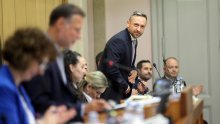 Ministar Piletić zaradio i pljesak i podsmijeh: 'Tako mi pomogao Bog i sveti Josip'