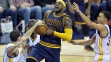 Pogledajte kako je LeBron 'razbio' najbolju NBA momčad!