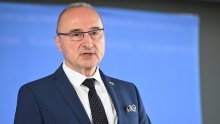 Grlić Radman osvrnuo se na rezoluciju o Srebrenici, komentirao i stav Hrvata u Vladi Srbije