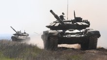 Najmoderniji ruski tenkovi imaju brutalno skup ‘bug’: Pogledajte kako ih devastiraju