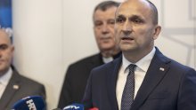 Anušić: Nastavljamo pomagati Hrvatima u BiH, Vojvodini i Crnoj Gori