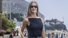 Zebrasti uzorak itekako može biti elegantan, a ova suknja i top su savršena kombinacija