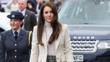 Mnogi sumnjaju da je Kate Middleton napustila zemlju, o svemu se oglasila i palača