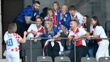 S djevojačke zabave na stadion: Lijepa sestra Luke Modrića sa zaručnikom bodrila brata