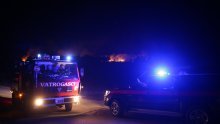 Na požarištu kod Trogira drugu noć dežuraju vatrogasci