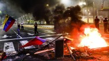 Venezuela gori: Sve veće sumnje u izbornu prijevaru, oporba optužena za državni udar