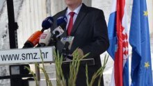 Josipović traži obnavljanje antifašističkih spomenika