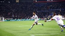 Ćaleta-Car zabio bivšem klubu u fenomenalnom derbiju između Lyona i Marseillea