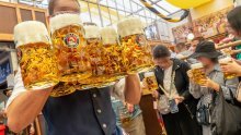 Nove tradicije na Oktoberfestu: Umjesto novčanika treba pripremiti kartice