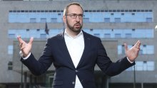 Tomašević diže plaće radnicima Gradske uprave, ali ne svima. Evo koliko