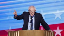Neočekivani savez u Washingtonu: Sanders i Bannon zajedno udarili po AI-u