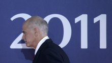 Papandreou odustao od referenduma!