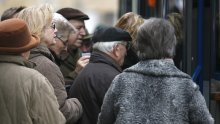Na račune 84.950 umirovljenika država će uplatiti od 60 do 160 eura