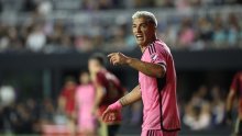 Luis Suarez nastavlja karijeru; a kako i ne bi, kada mu je trener prijatelj
