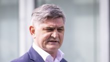 Otok bira gradonačelnika nakon što je Šarić podnio ostavku zbog uhićenja