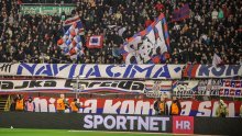 Evo zašto je iznad transparenta Torcida Zagreb bila obješena tenisica