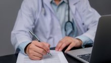 KoHOM najavio prosvjed: 'Ovakav pristup doprinosi odlasku mladih liječnika'