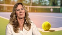 Teniska legenda Steffi Graf još je itekako u formi: Pokazala je kako sada barata reketom