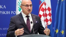 Mađar u NATO-u dijelio nacionalni atlas u kojem je Hrvatska spala na Liku i Gorski kotar