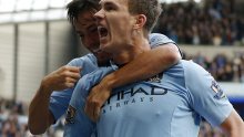 Edin Džeko poslao jasnu poruku treneru Manciniju!