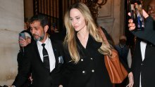 'Ružne' cipele nova su modna slabost Angeline Jolie