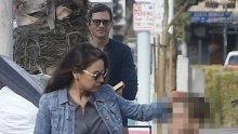 Sad me vidiš, sad me ne vidiš: Ashton Kutcher se igrao skrivača s paparazzima