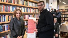 Fraktura dobila prvu nagradu za najbolju samostalnu knjižaru