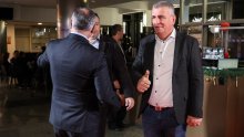 Pogledajte što su predsjednički kandidati radili prije sučeljavanja