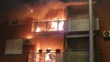 Požar zahvatio dva stana u Zagrebu: Gorjeli božićni ukrasi na balkonu