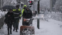 Snježni kaos u BiH: Zatvoreno više prometnica, izvanredno stanje u Drvaru