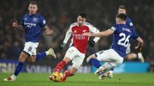 Arsenal teškom mukom stigao do pobjede protiv slabašnog Ipswicha