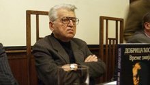 Srpski pisac Dobrica Ćosić u pohodu na Nobela