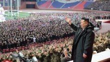 Ovako se 'slavilo' u Sjevernoj Koreji: Kad se Kim pojavio, publika je 'burno klicala'
