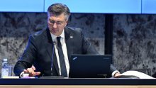 Vlada iza zatvorenih vrata odlučila o kadrovskim promjenama