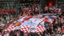 Navijači se zastavom naklonili kapetanu hrvatske reprezentacije
