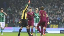 Kristijan Jakić ni kriv, ni dužan dobio crveni karton. A onda su pozvali suca...