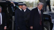 Najmračnije izdanje Melanije Trump: Pljušte komentari na račun njezinog stajlinga