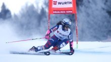 Zrinka Ljutić zaostaje više od sekunde; ali smiješi joj se drugi veleslalomski rezultat sezone