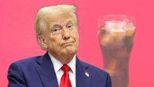 Na njegovom radnom stolu: Trump vratio crveni gumb za dijetalnu colu u Ovalni ured