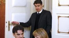 Vlada najurila četiri pomoćnika ministara