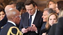 Musk nezadovoljan poslovanjem X-a, brine ga stagnacija