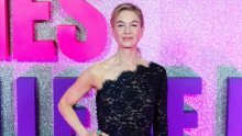 U 'goloj' haljini, oko koje se uvijek lome koplja, Bridget Jones ukrala sve poglede