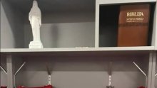 Nije ni trebao igrati, a vodi Hrvatsku prema zlatu. U svlačionicu je donio kip Gospe i Bibliju