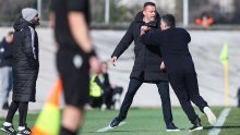 Biuk skrivio penal, Mudražija ga krenuo izvesti, a onda se javio VAR... Pogledajte što se dogodilo