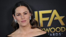 Jennifer Garner u suzama pokazala što je ostalo od njezine crkve nakon razornog požara