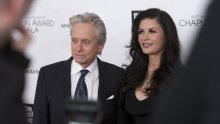 Catherine Zeta-Jones nikad nije izgledala bolje