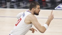 Ivica Zubac odigrao vrhunsku utakmicu, ali nije imao razloga za slavlje