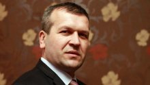 HDZ-ovac brutalno prizemljio Čačića